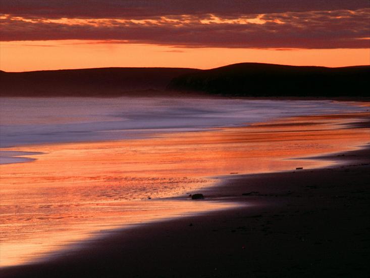 Plaże - Sunset Over Limantour Beach and Drakes Bay, Mari.jpg